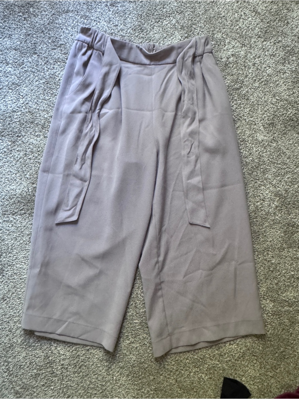 lululemon athletica Gray Wide Leg Tie-Waist Capris